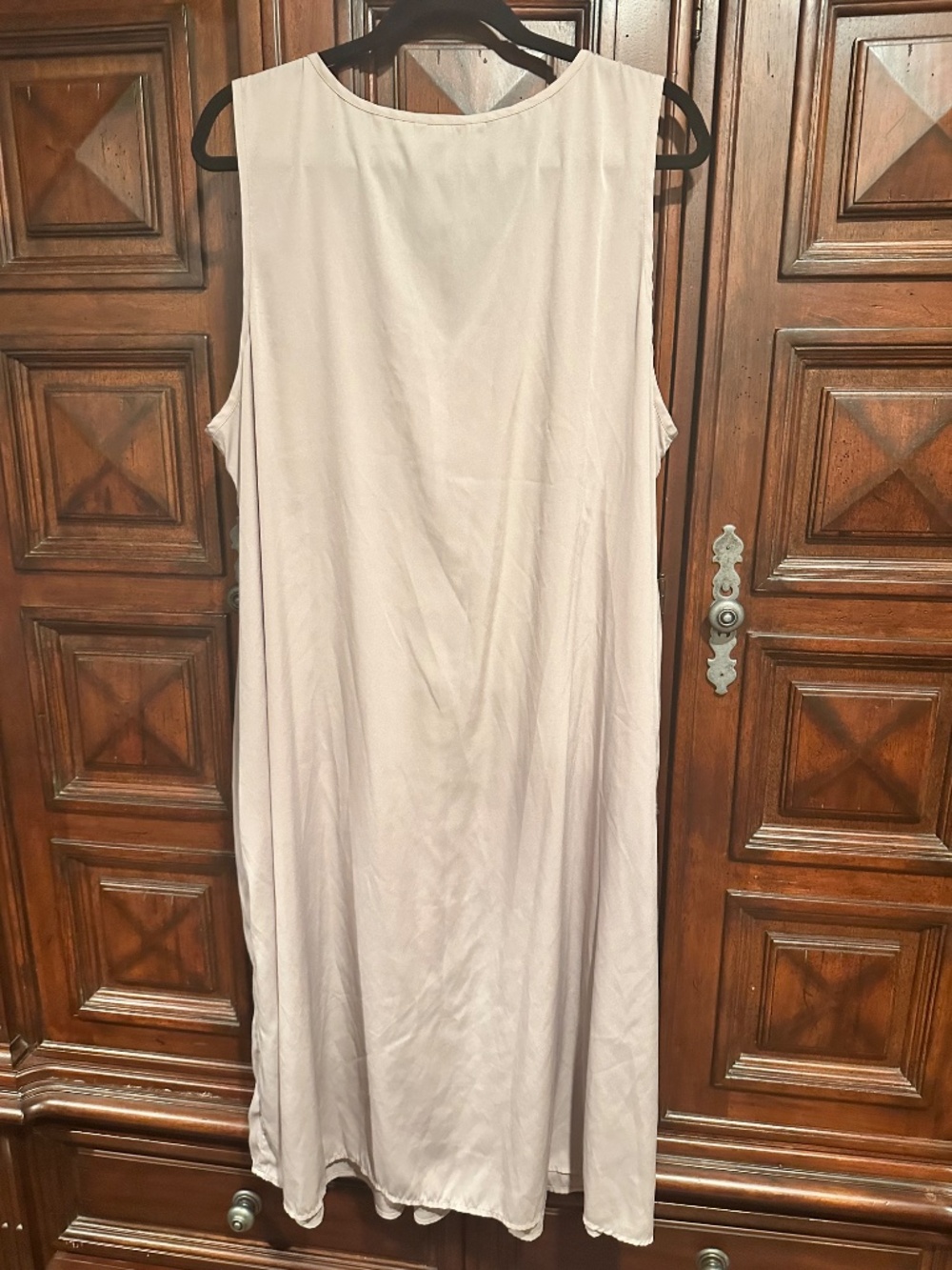 SOFT SURROUNDINGS FLAW 2X light lilac lavender SMOCKED & silky nightgown POCKETS - Picture 7 of 11